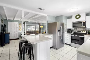 1135 Crescent Dr, Titusville, FL 32796 - Photo 5