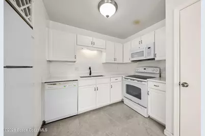 913 S Colonial Court #C, Indian Harbour Beach, FL 32937 - Photo 5