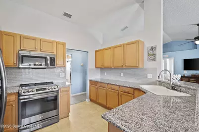 400 Helicon Avenue NW, Palm Bay, FL 32907 - Photo 15