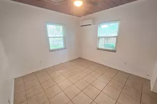 1812 Guava Ave, Melbourne, FL 32935 - Photo 9