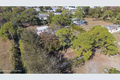 8280 Pine Ridge Trail, Sebastian, FL 32976 - Photo 31