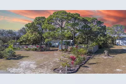 8280 Pine Ridge Trail, Sebastian, FL 32976 - Photo 23