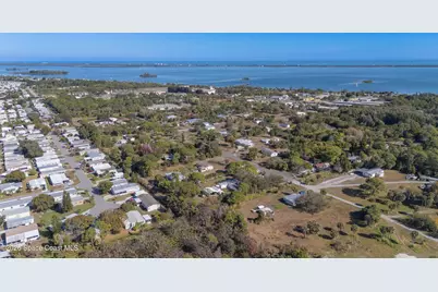 8280 Pine Ridge Trail, Sebastian, FL 32976 - Photo 35