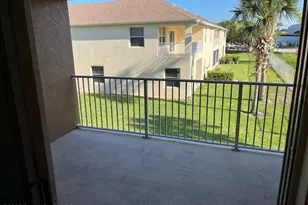 1035 Venetian Dr, Melbourne, FL 32904 - Photo 19