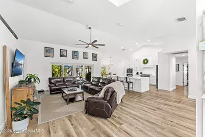 482 Veracruz Boulevard, Indialantic, FL 32903 - Photo 9