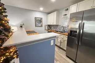 201 St Lucie Ln, Cocoa Beach, FL 32931 - Photo 7