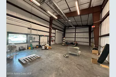 650 Atlantis Road #(1,650 Sf), Melbourne, FL 32904 - Photo 3