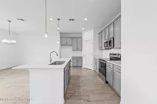 927 Castleford Ave NE, Palm Bay, FL 32905 - Photo 15