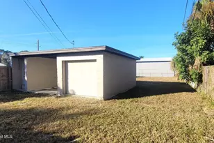 1048 Hazelwood Dr, Melbourne, FL 32935 - Photo 19