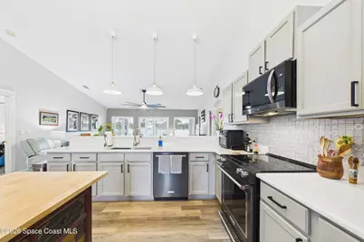 324 Brookedge Street NE, Palm Bay, FL 32907 - Photo 15