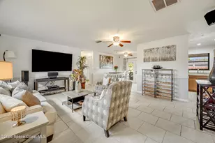 2115 Wagonwheel Ave SE, Palm Bay, FL 32909 - Photo 9