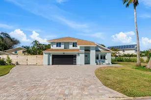 398 Riverview Ln, Melbourne Beach, FL 32951 - Photo 5