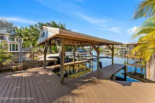 398 Riverview Ln, Melbourne Beach, FL 32951 - Photo 9