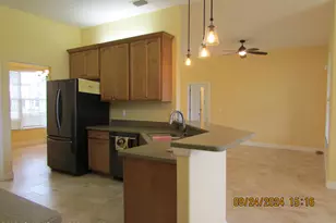 1882 Woodfield Cir, Melbourne, FL 32904 - Photo 33