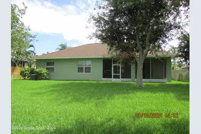 1882 Woodfield Circle, Melbourne, FL 32904 - Photo 17