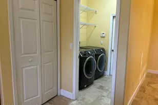 1882 Woodfield Cir, Melbourne, FL 32904 - Photo 23