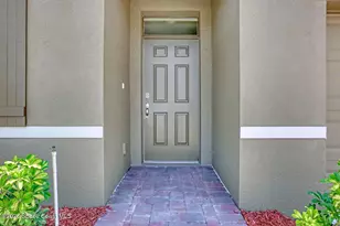 1422 McFarland Ave, West Melbourne, FL 32904 - Photo 3