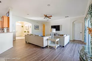 5895 Autumn Chase Cir, Sanford, FL 32771 - Photo 9