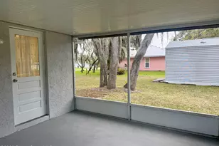 9840 Honeysuckle Dr, Sebastian, FL 32976 - Photo 5