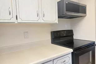 9840 Honeysuckle Dr, Sebastian, FL 32976 - Photo 17