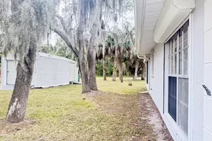 9840 Honeysuckle Dr, Sebastian, FL 32976 - Photo 3