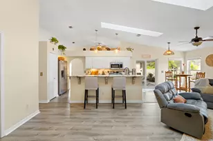 1378 York Cir, Melbourne, FL 32904 - Photo 27