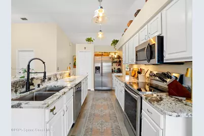 1378 York Circle, Melbourne, FL 32904 - Photo 11