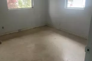 2431 Lakeview Dr, Melbourne, FL 32935 - Photo 5