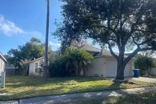 1306 Crimson Clover Ln, Wesley Chapel, FL 33545 - Photo 3