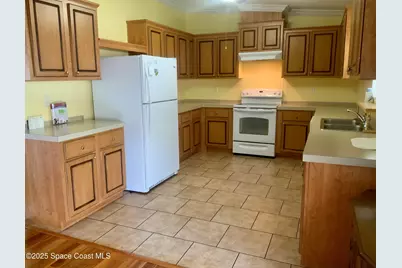 264 Holiday Park Boulevard NE, Palm Bay, FL 32907 - Photo 9