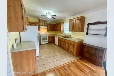 264 Holiday Park Boulevard NE, Palm Bay, FL 32907 - Photo 11
