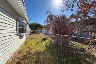 960 Cashew Cir, Barefoot Bay, FL 32976 - Photo 23