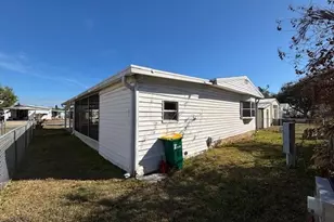 960 Cashew Cir, Barefoot Bay, FL 32976 - Photo 17