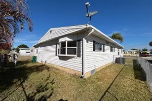 960 Cashew Cir, Barefoot Bay, FL 32976 - Photo 19