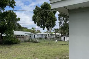 1060 Olive St, Cocoa, FL 32922 - Photo 5