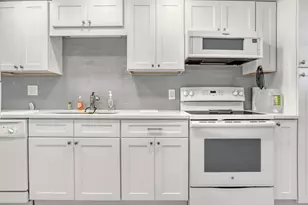 170 Paradise Blvd, Melbourne, FL 32903 - Photo 11