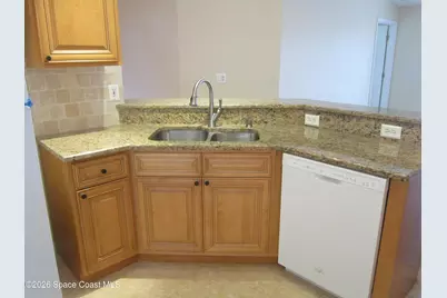 660 Wickham Lakes Drive, Melbourne, FL 32940 - Photo 3