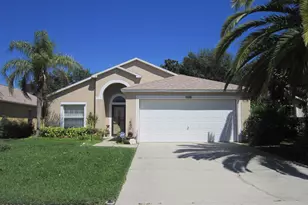 660 Wickham Lakes Dr, Melbourne, FL 32940 - Photo 1