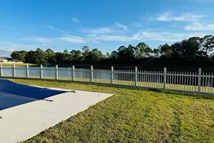 112 Broyles Dr SE, Palm Bay, FL 32909 - Photo 3