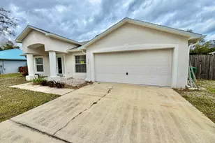 1328 Mandys Ct, Melbourne, FL 32934 - Photo 3