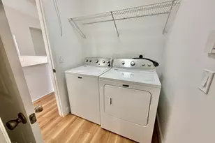 1328 Mandys Ct, Melbourne, FL 32934 - Photo 23