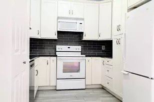 1430 Malibu Cir NE, Palm Bay, FL 32905 - Photo 7