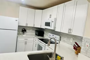 1145 Luminary Cir, Melbourne, FL 32901 - Photo 9