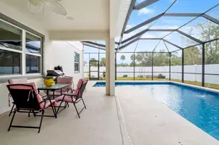 2901 Bobby Jones St, West Melbourne, FL 32904 - Photo 11