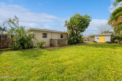 105 Hedgegrove Avenue, Satellite Beach, FL 32937 - Photo 17