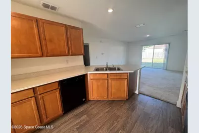 806 Trinidad Avenue SE, Palm Bay, FL 32909 - Photo 9