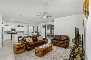 399 Calcutta Ave NW, Palm Bay, FL 32907 - Photo 7