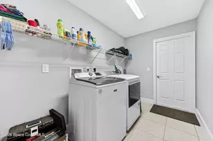 1285 Grandeur St SE, Palm Bay, FL 32909 - Photo 31