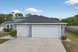 1285 Grandeur St SE, Palm Bay, FL 32909 - Photo 3