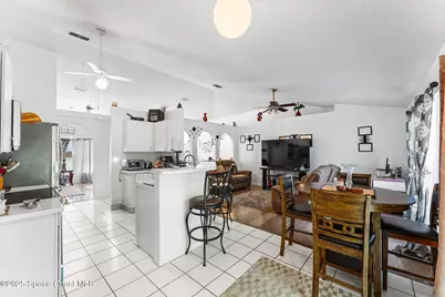 398 Taunton Road SW, Palm Bay, FL 32908 - Photo 15